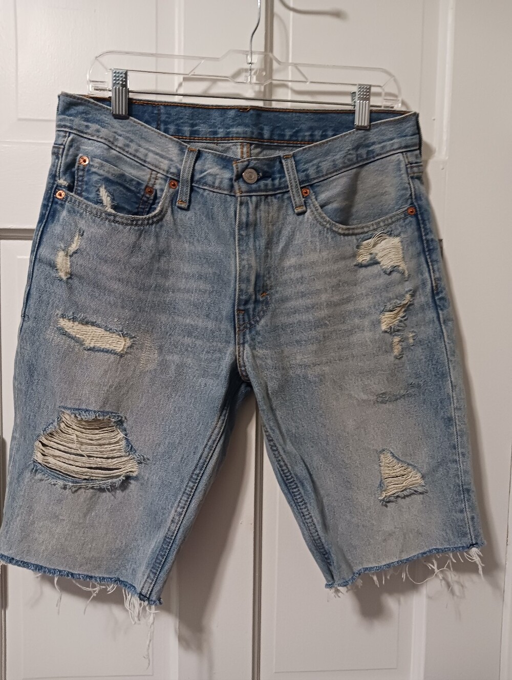 Men's Levi's 511 Slim Fit Cut Off Denim Size 32 Distressed Shorts 36555-0275